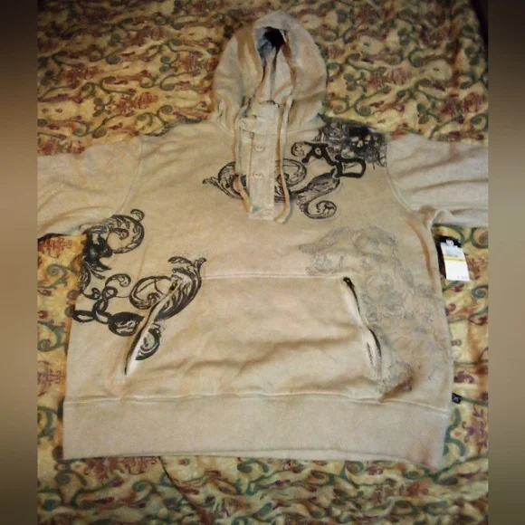 Artful Dodger Ancient Rustic Gothic Graphic Design Spray Hoodie Men's XL Wheat - Picture 2 of 16